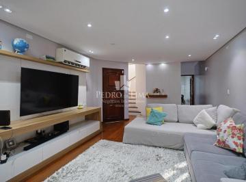 Casa · 200m² · 4 Quartos · 3 Vagas · Sobrado Mobiliado na Penha om 200m², 4 Dormitórios, 1 Suíte, Churrasqueira e 3 Vagas