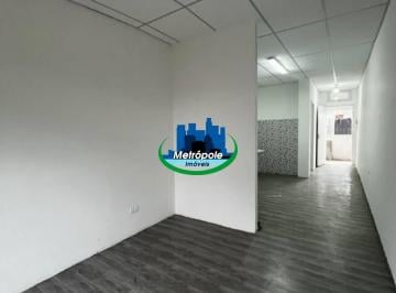 Apartamento · 28m² · 1 Quarto · Studio com 1 dormitório para alugar, 28 m² por R$ 1.500,02/mês - Macedo - Guarul