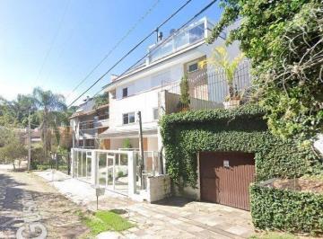 Casa · 297m² · 3 Quartos · 3 Vagas · Casa em Condomínio em Jardim Isabel