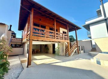 Frente 3 - Editado · Casa de 264m² com 3 Dormitórios no Campeche