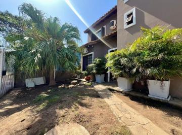 Casa · 139m² · 3 Quartos · 4 Vagas · Casa em Serraria