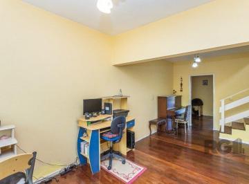 Casa · 450m² · 3 Quartos · 7 Vagas · Casa com 3 Quartos à Venda, 293 m² por R$ 650.000