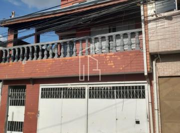 Casa · 140m² · 5 Quartos · 4 Vagas · Imperdível: Casa à venda em São Paulo-SP, Jardim Santa Edwiges! 5 quartos, 1 suí