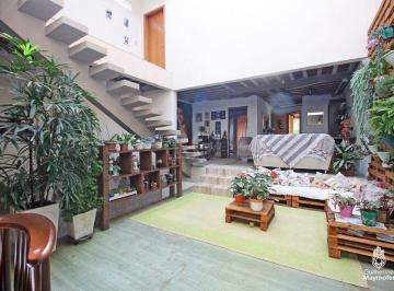 Photo 1 · Casa para Venda - 354.24m², 3 dormitórios, sendo 1 suites, 3 vagas - Bom Jesus
