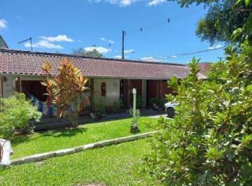 .jpg+2025-03-04 · Casa em Porto Alegre, no bairro Belém Novo, com 4 dormitório(s), e 4 banheiros,