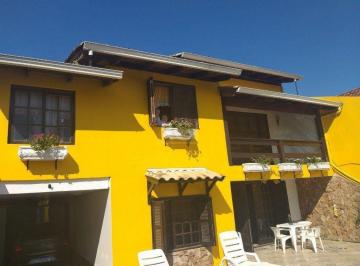 Casa · 360m² · 2 Quartos · 2 Vagas · Casa para Venda - 200m², 2 dormitórios, sendo 2 suites, 2 vagas - Ponta Grossa