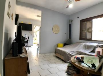 Casa · 150m² · 2 Quartos · 2 Vagas · Casa com 2 dormitórios e 150m², no Bairro Jardim Sabará