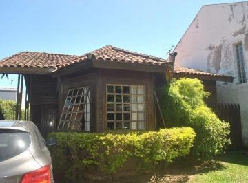 Casa · 330m² · 3 Quartos · 4 Vagas · Casa para Venda - 250m², 3 dormitórios, 4 vagas - Serraria