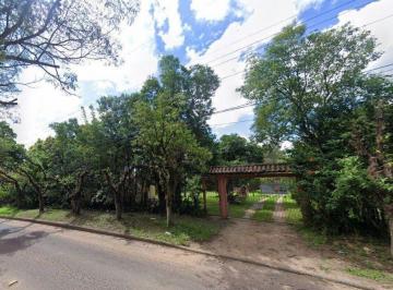 Casa · 200m² · 2 Quartos · Área medindo 33.426m²!