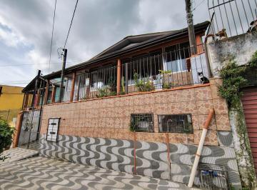 Casa · 200m² · 3 Quartos · 3 Vagas · Casa 3 dormitórios e 3 vagas de garagem.