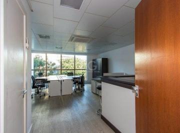 Comercial · 46m² · 4 Quartos · Conjunto / Sala para Venda - 46.87m² - Bela Vista
