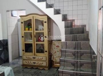 Casa · 131m² · 4 Quartos · 1 Vaga · Sobrado de 131 m² com 4 dormitórios, churrasqueira e 1 vaga no Nova Baeta