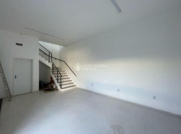 Comercial · 90m² · Ponto Comercial Premium com Ampla Vitrine de Vidro e Design Moderno
