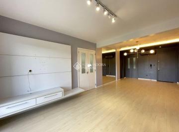 Apartamento · 92m² · 3 Quartos · Apartamento no Centro com 03 Dormitórios e 109m²