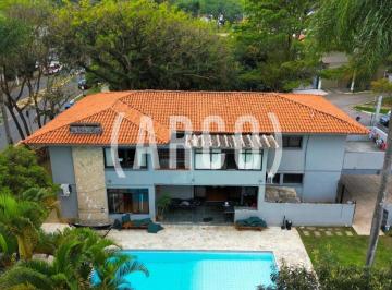 1 · Casa com 420 m², 5 quartos sendo 5 suítes à venda no bairro Alto de Pinheiros.