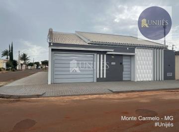 Casa · 141m² · 3 Quartos · 4 Vagas · Casa 3 quartos sendo 1 Suite no Costa Sul