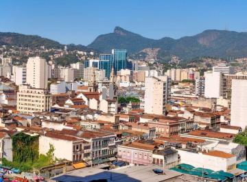 Comercial · 29m² · Av. Presidente Vargas – sala comercial de 30 m², junto à Uruguaiana, em prédio misto (grande procu