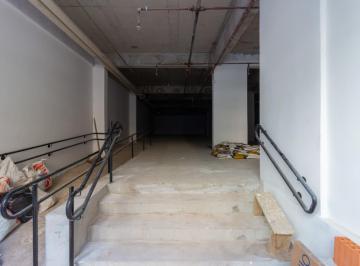 Comercial · 822m² · 8 Quartos · Loja na Avenida Armando Ferrentini, 632 - lojas 1 e 2 • 822 m²