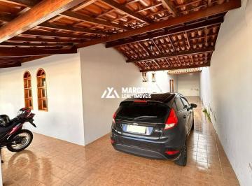 Casa de 4 quartos, Vitória da Conquista · Casa para venda em Recreio de 250.00m² com 4 Quartos, 1 Suite e 4 Garagens