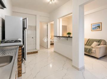 50 · Auxiliadora Predial aluga apartamento com dois dormitórios no campeche