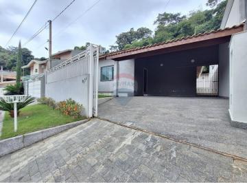 Casa · 200m² · 3 Quartos · Casa para alugar em Jardim Maristela de 200.00m² com 3 Quartos e 2 Suites