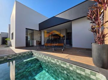 Casa · 238m² · 3 Quartos · 4 Vagas · Casa de Condomínio para venda em Fazenda Santa Lucia de 238.00m² com 3 Quartos, 3 Suites e 4 Garagen