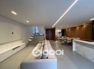 Casa · 280m² · 3 Quartos · 3 Vagas · Triplex em Aristocrata, São José dos Pinhais/PR