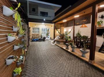 Foto-0 · ESTRADA DO COCO, Abrantes. Duplex PORTEIRA FECHADA composta de 2 suítes, piscina com hidro e área go