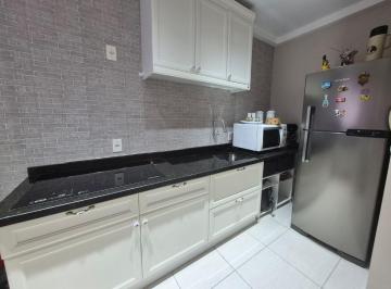 Apartamento de 2 quartos, Araucária · Apartamento de 50 m² com 2 quartos à venda em Araucária