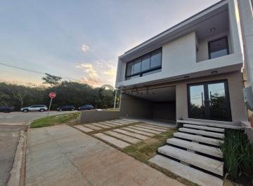 Foto 01 · Casa em Condomínio à Venda em Sorocaba-SP, Jardim Villagio Milano: 3 Quartos, 1 Suíte, 2 Salas, 3 Ba