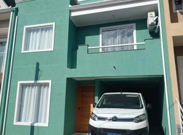 Casa de 4 quartos, Curitiba · Aluga Sobrado Triplex em Condomínio