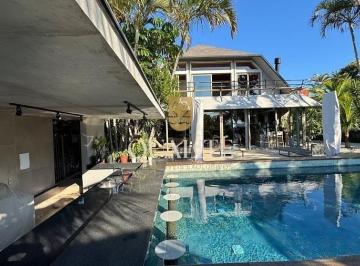 Casa · 1300m² · 8 Quartos · Casa à venda - na Cachoeira do Bom Jesus