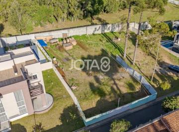 Terreno · 720m² · EXCELENTE TERRENO DE 720M2 EM CONDOMÍNIO FECHADO