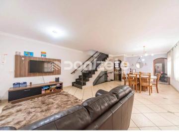 Casa · 240m² · 4 Quartos · 2 Vagas · Sobrado residencial à venda no Parque Marajoara, Santo André
