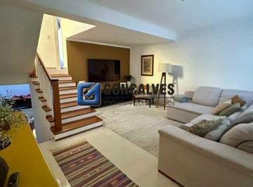Casa · 201m² · 3 Quartos · 3 Vagas · Sobrado residencial com 3 quartos e 2 suítes à venda no Parque Terra Nova