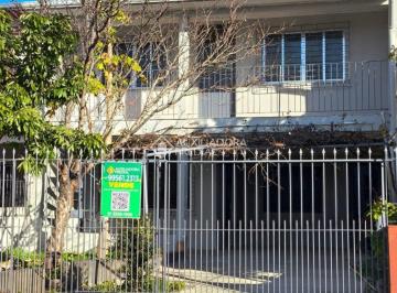 Casa · 121m² · 3 Quartos · Casa geminada 2 andares, com entradas individuais!
