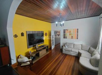 Casa · 260m² · 3 Quartos · 1 Vaga · Oportunidade única para quem busca uma casa em Porto Alegre, localizada na Rua Querubim Costa, no ba