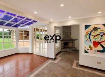 Casa · 46m² · 4 Quartos · 2 Vagas · CASA À VENDA E ALUGUEL - CONDOMÍNIO ESTÂNCIA MARAMBAIA | VINHEDO/SP.