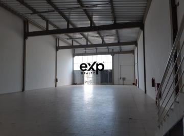 Comercial · 900m² · 8 Vagas · Galpão para Alugar - Jardim São Matheus - Vinhedo/SP.