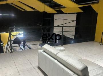 Comercial · 300m² · 4 Vagas · Galpão - Parque dos Cocais - Valinhos/SP.
