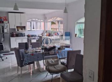 Casa · 280m² · 3 Quartos · 6 Vagas · Lindo Sobrado 3 dormitórios, 3 suítes, 6 vagas e uma edícula nos fundos