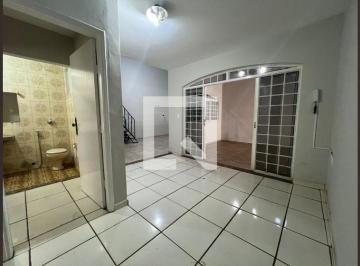 Casa · 200m² · 3 Quartos · 3 Vagas · Casa para Aluguel - Tabajaras, 3 Quartos, 200 m² - Uberlândia