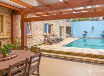 Casa · 356m² · 3 Quartos · 4 Vagas · Casa com 3 dormitórios,  4 banheiros, 4 carros, piscina, patio no Jardim Isabel