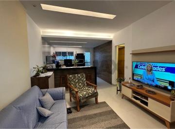 Casa · 186m² · 2 Quartos · 2 Vagas · Aconchegante Casa em Senador Vasconcelos, RJ, à Venda!