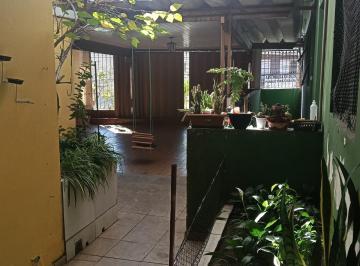 Casa · 160m² · 2 Quartos · 2 Vagas · Sobrado à venda no Parque Pirajussara, Embu das Artes, 160m²