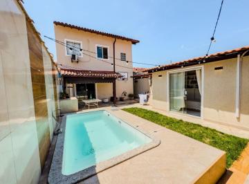 Casa · 180m² · 5 Quartos · 2 Vagas · Casa em Itaipu, Niterói/RJ de 180m² 5 quartos à venda por R$ 770.000,00