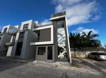 Casa · 132m² · 3 Quartos · 2 Vagas · Sobrado em Uberaba, Curitiba/PR de 132m² 3 quartos à venda por R$ 699.000,00