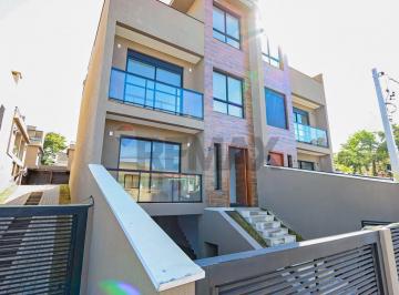 Casa · 262m² · 3 Quartos · 2 Vagas · Sobrado 262 m² no Tingui | 3 Suítes | 5 Vagas | Terraço Privativo