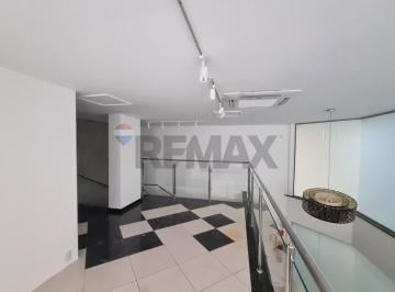 Comercial · 69m² · 1 Vaga · "Alugue Espaço Moderno na Vila Embaré-SP"