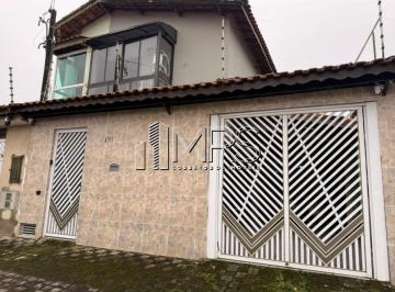Casa · 83m² · 2 Quartos · 2 Vagas · Espaçosa Casa Geminada Sobrado à Venda na Plataforma, Mongaguá - 2 Quartos